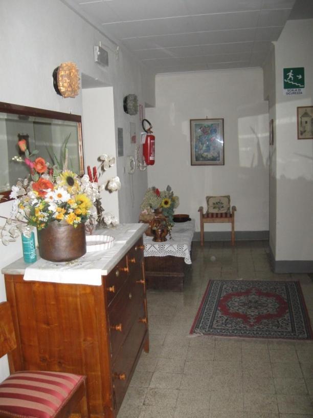 Albergo Ristorante Guidi Πιστόια Εξωτερικό φωτογραφία